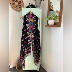 Quilted Pattern Shawl Kimono, Ties in Front, One Size, Fringe